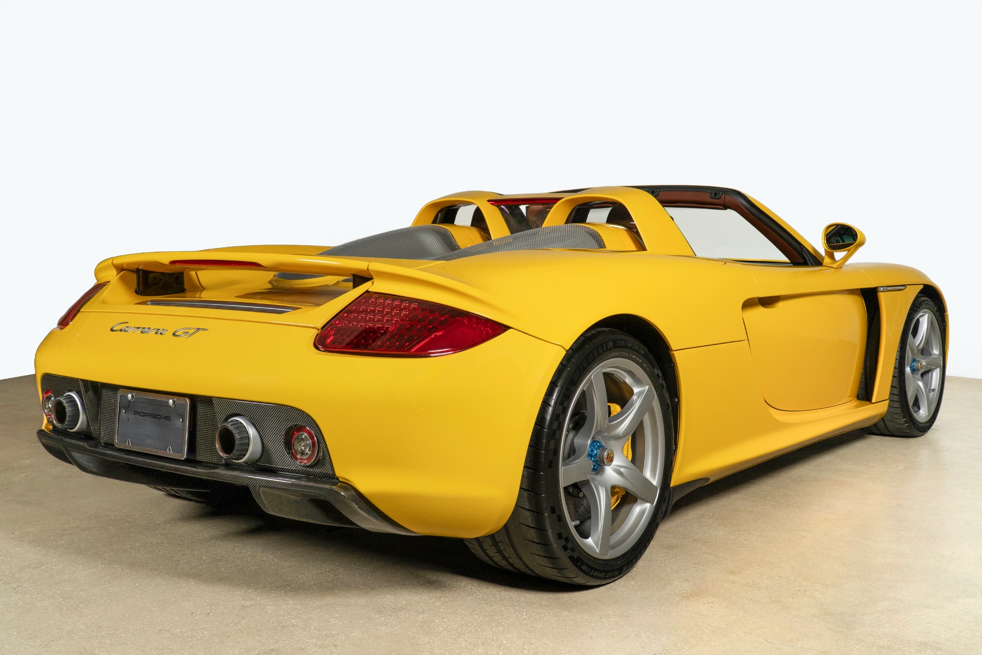 Used-2005-Porsche-Carrera-GT