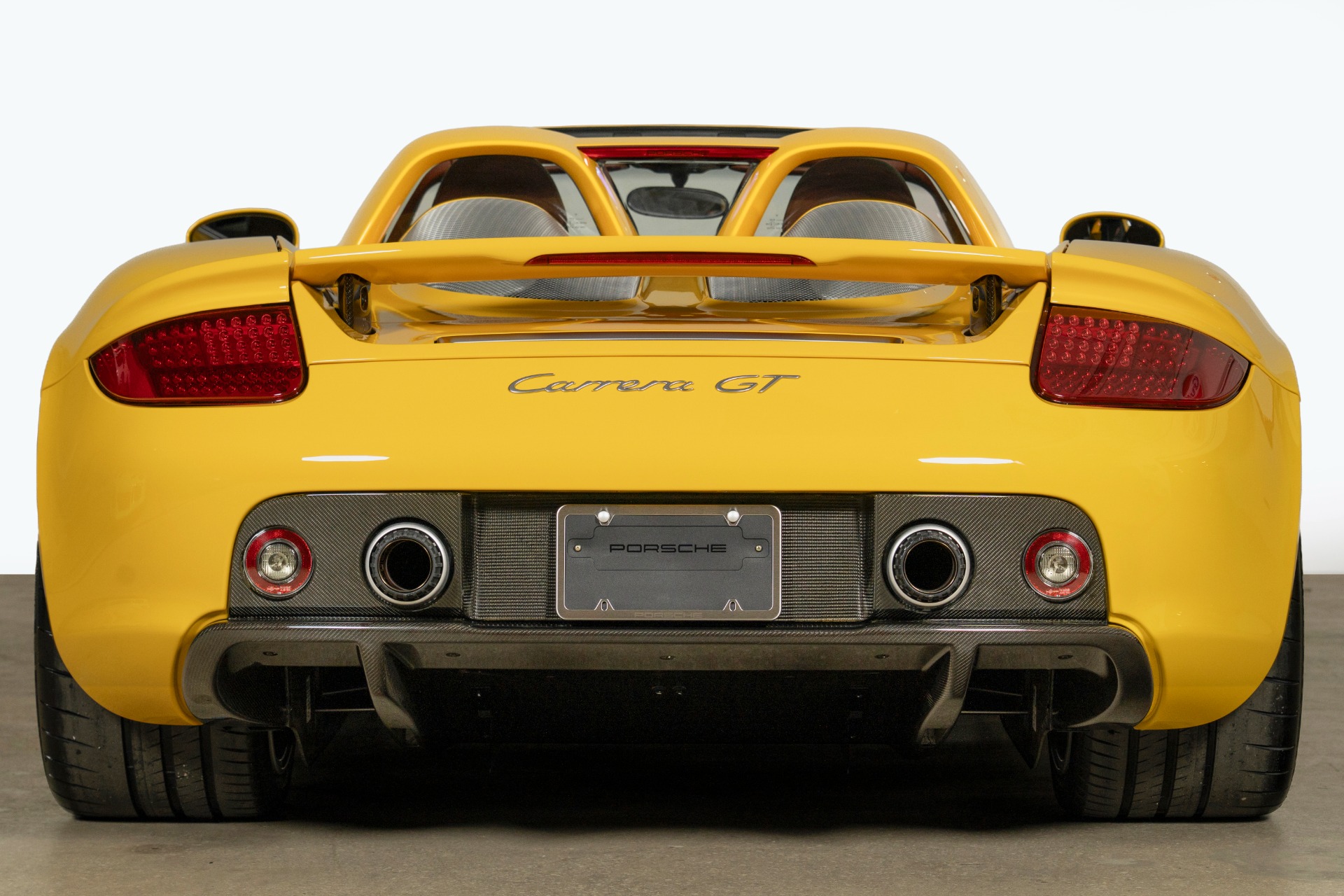 Used-2005-Porsche-Carrera-GT