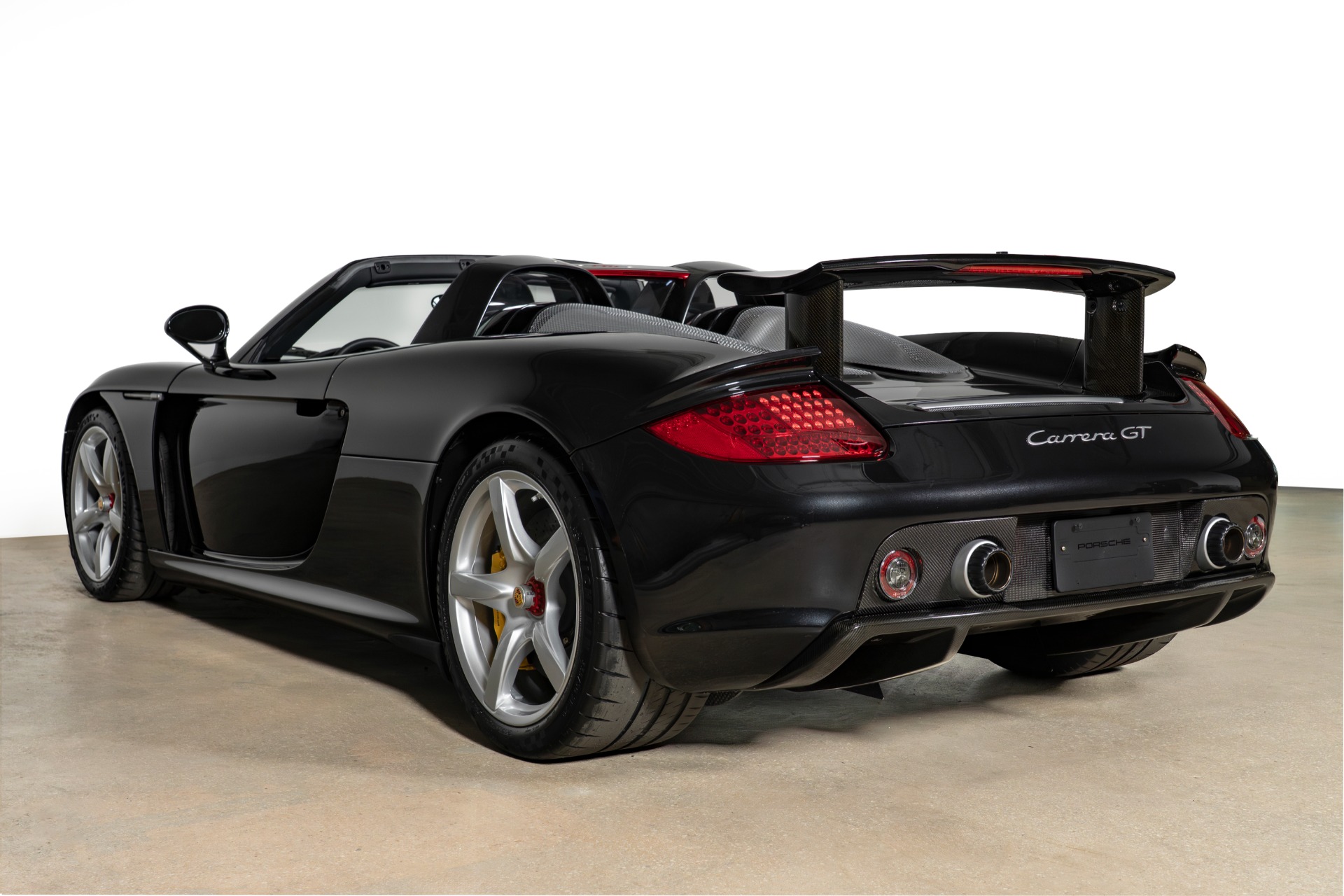 Used-2005-Porsche-Carrera-GT