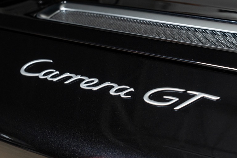 Used-2005-Porsche-Carrera-GT