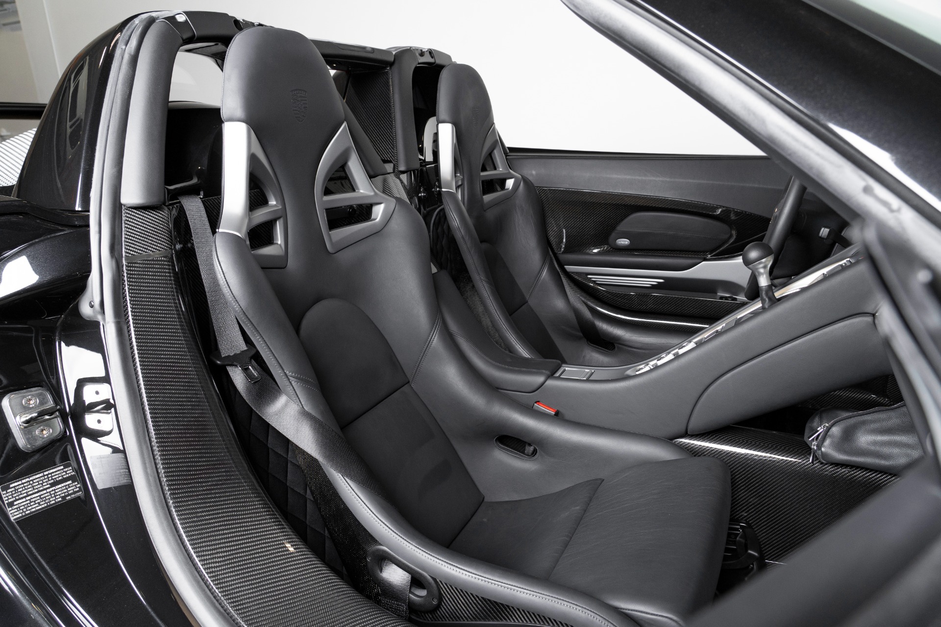 Used-2005-Porsche-Carrera-GT