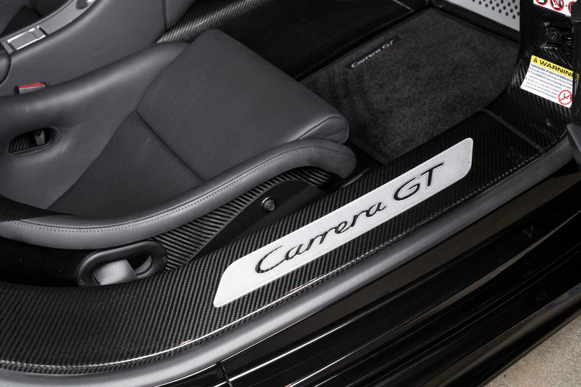 Used-2005-Porsche-Carrera-GT