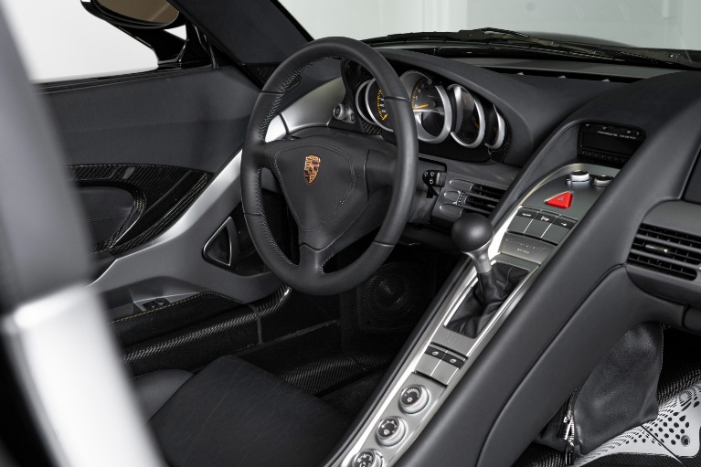 Used-2005-Porsche-Carrera-GT
