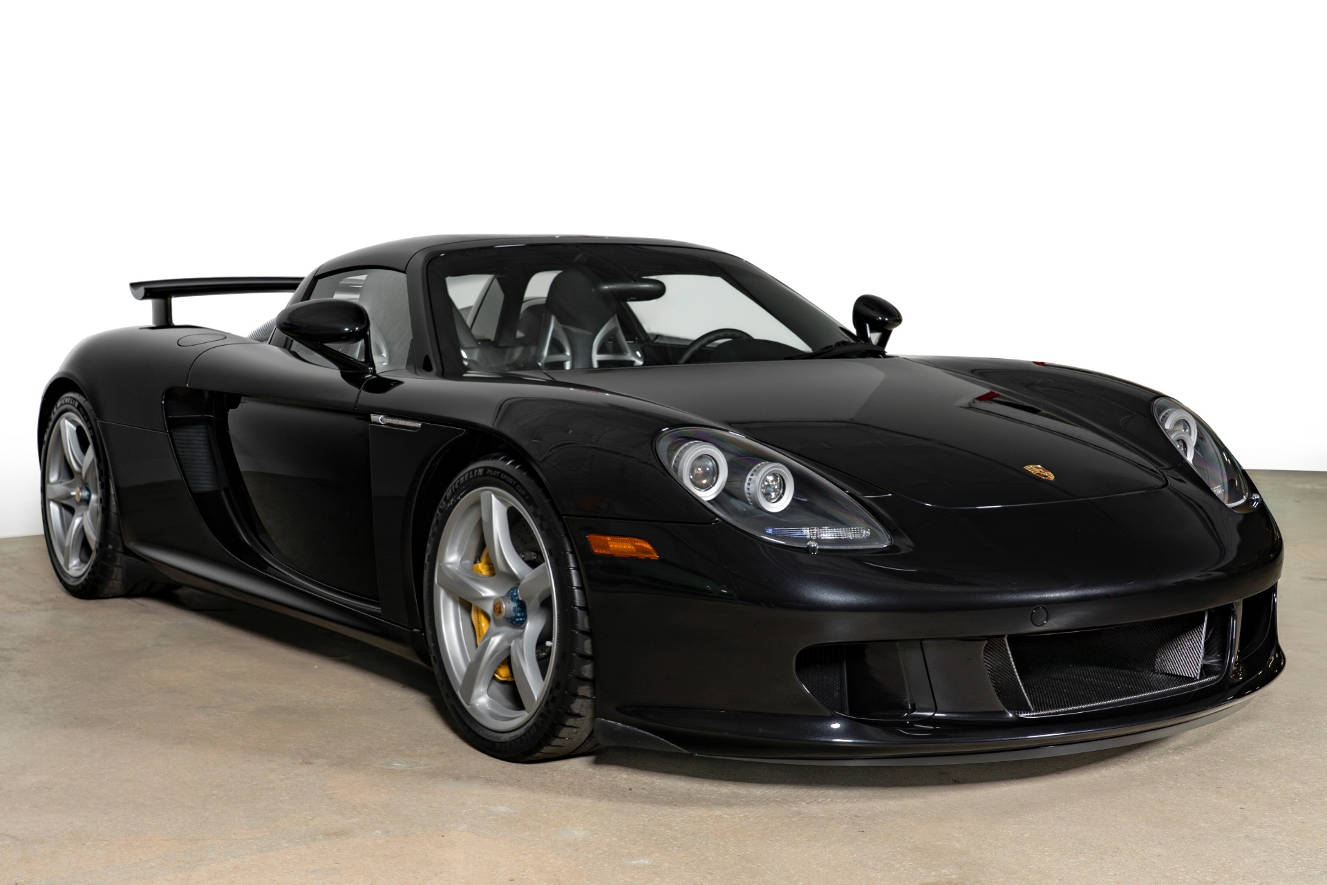 Used-2005-Porsche-Carrera-GT