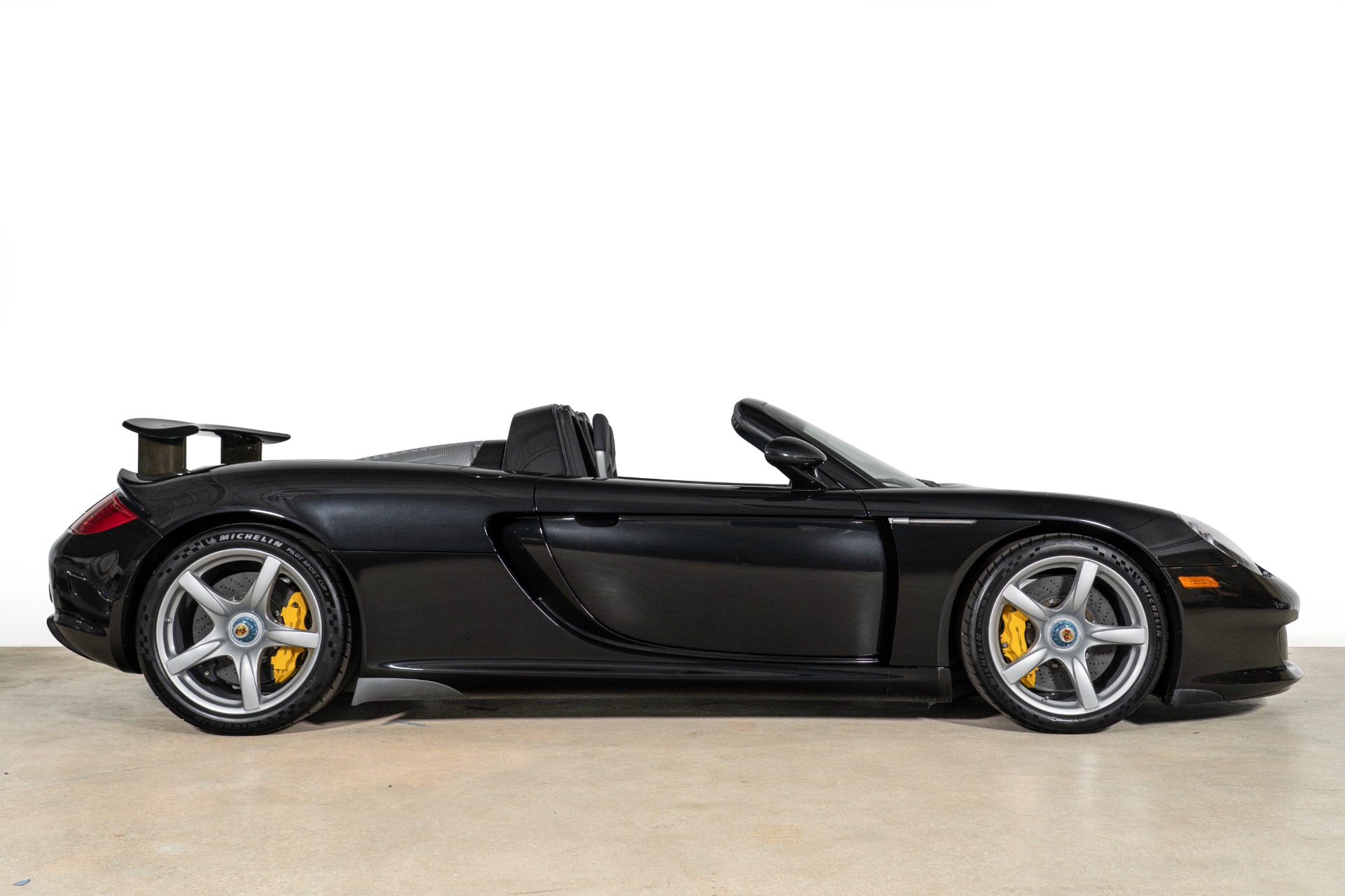 Used-2005-Porsche-Carrera-GT