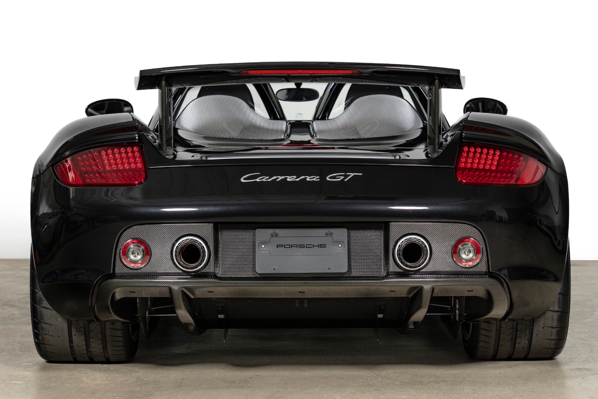 Used-2005-Porsche-Carrera-GT