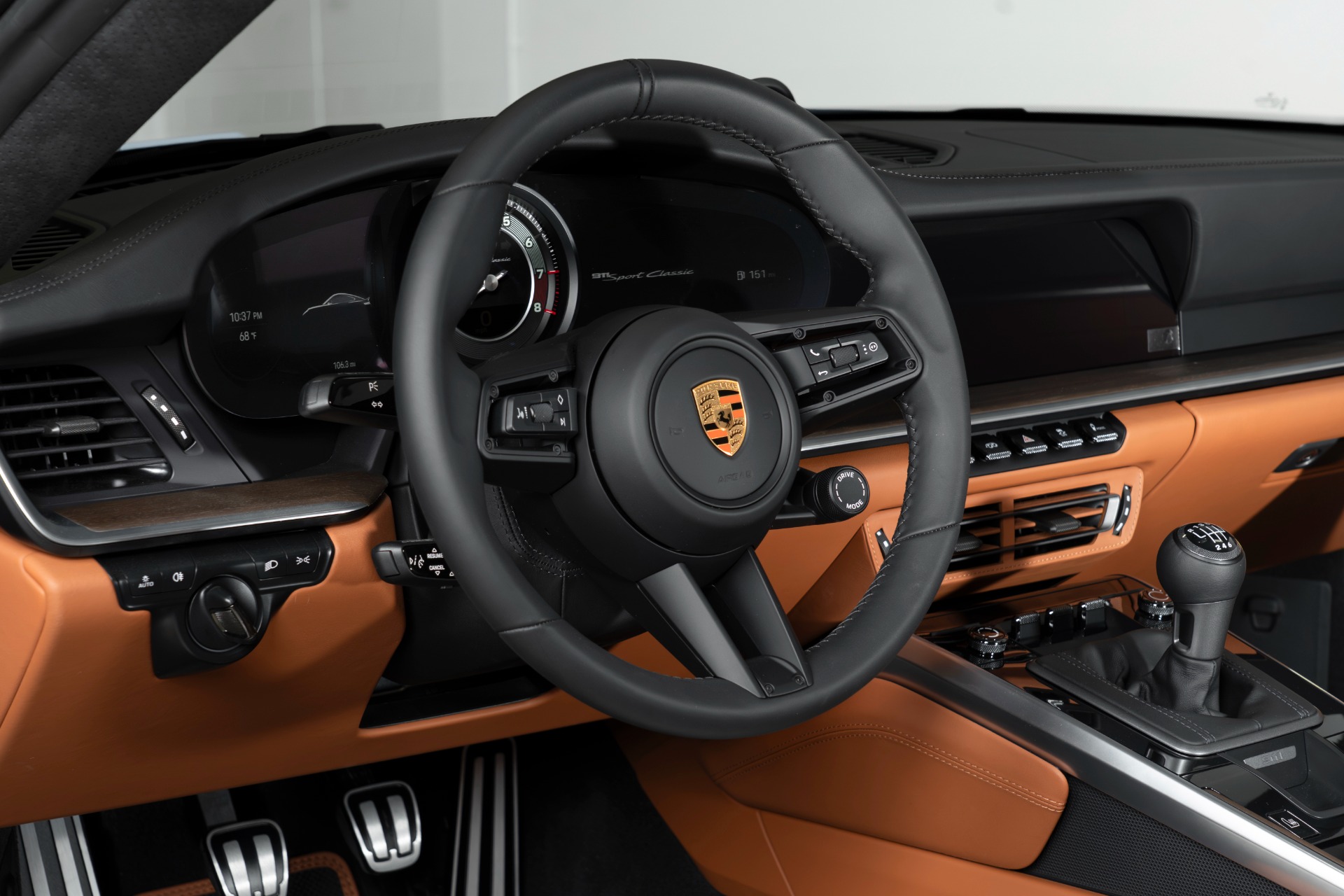 Used-2023-Porsche-911-Sport-Classic