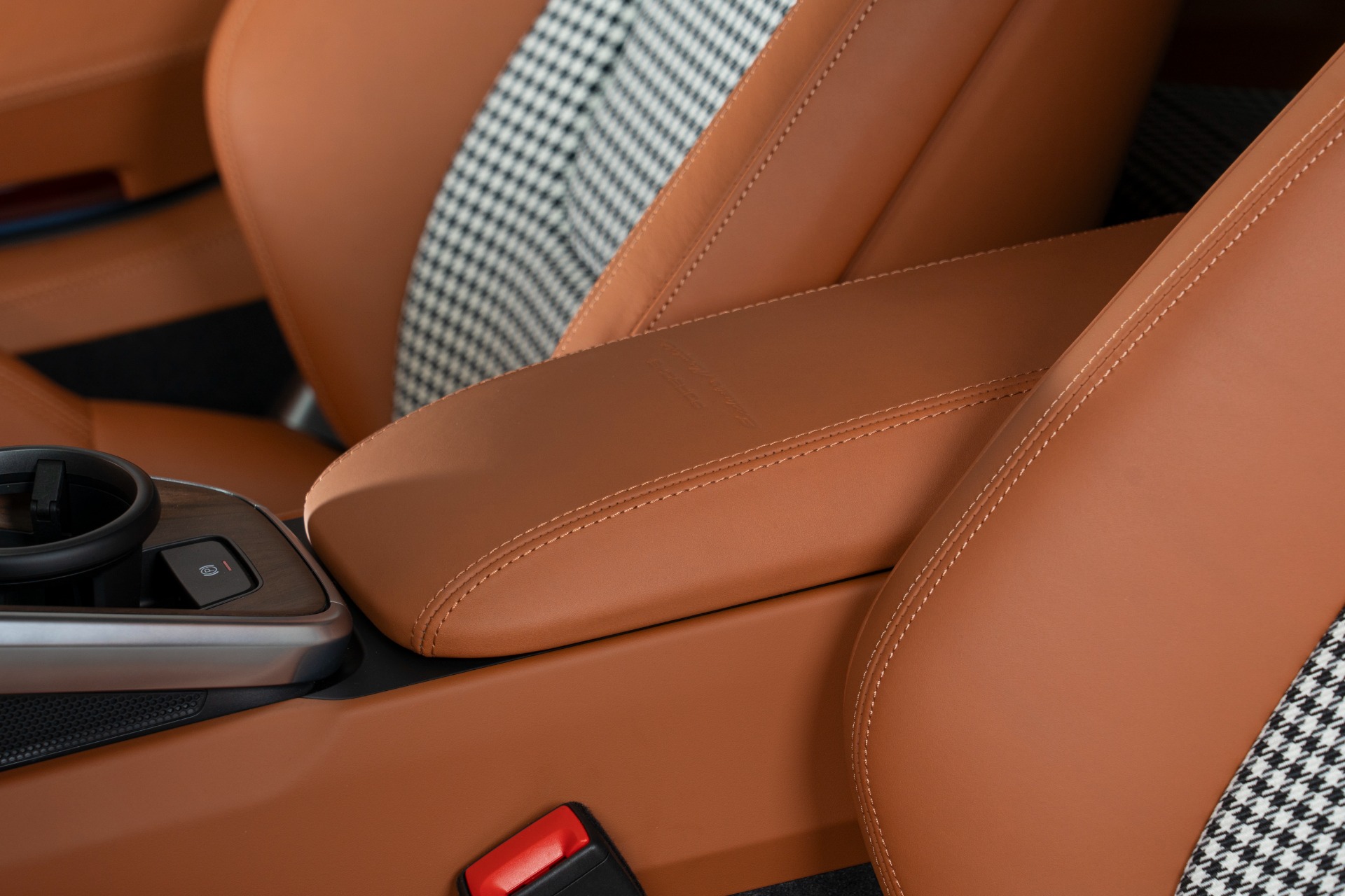 Used-2023-Porsche-911-Sport-Classic