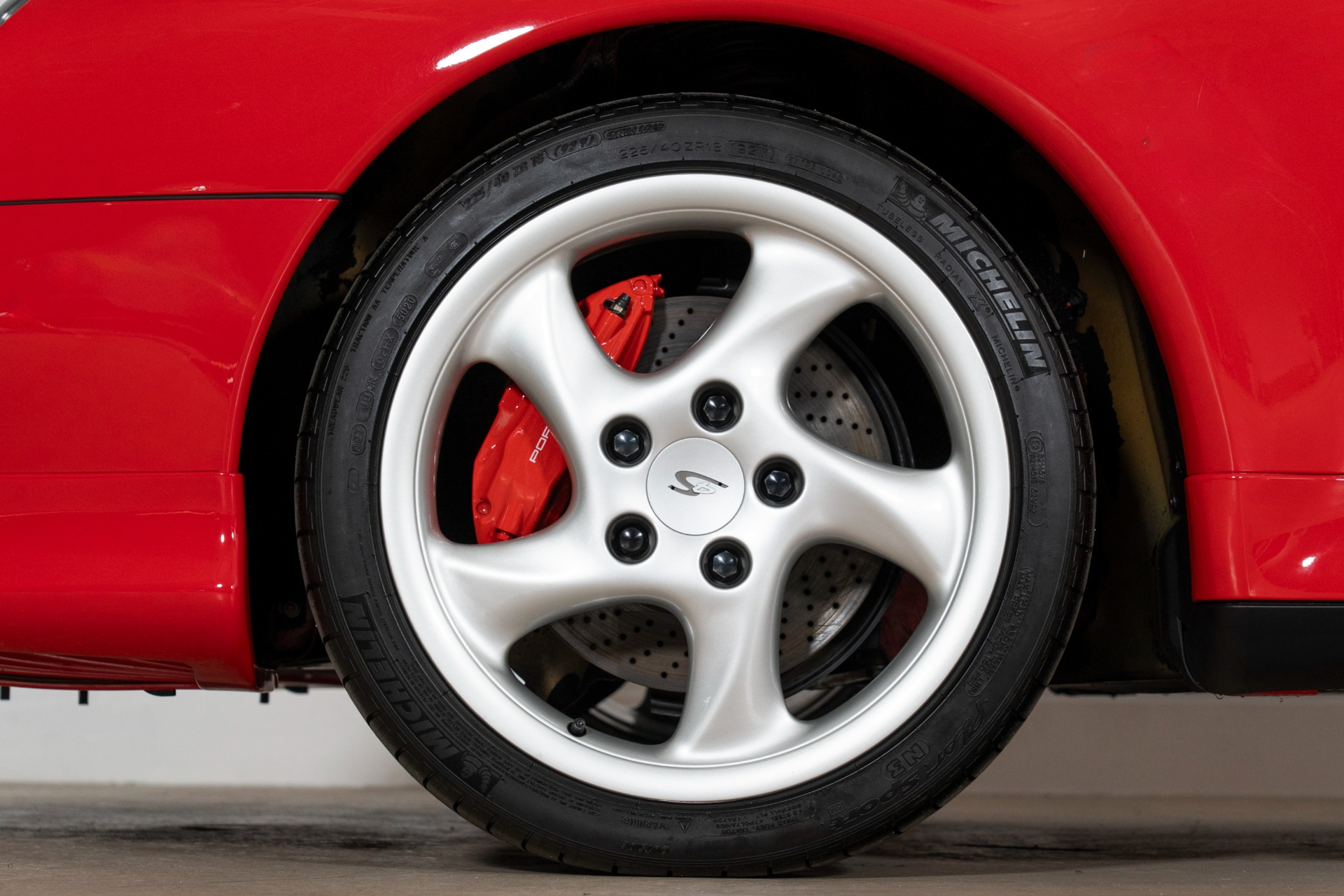 Used-1997-Porsche-911-Carrera-4S