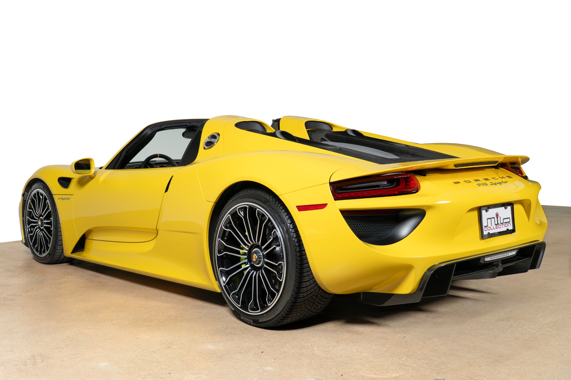 Used-2015-Porsche-918-Spyder