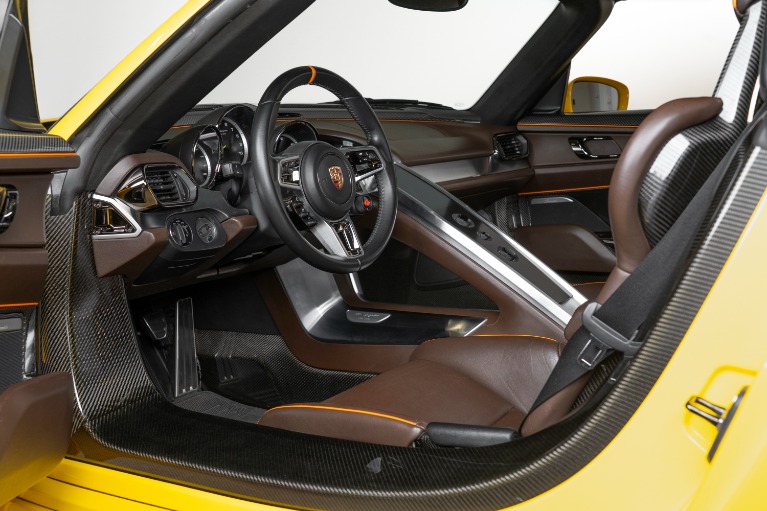 Used-2015-Porsche-918-Spyder