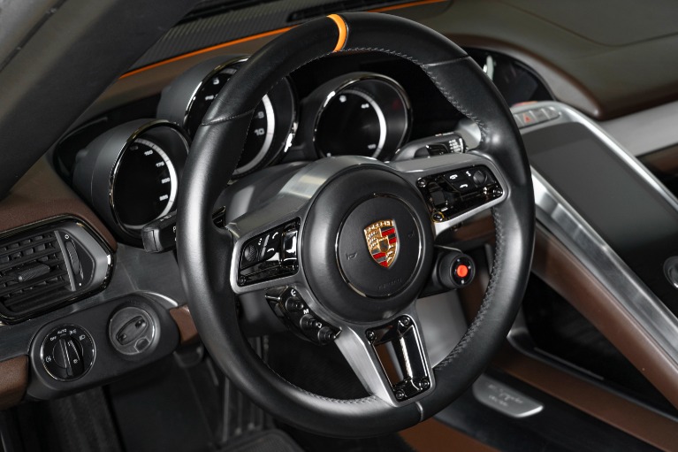 Used-2015-Porsche-918-Spyder