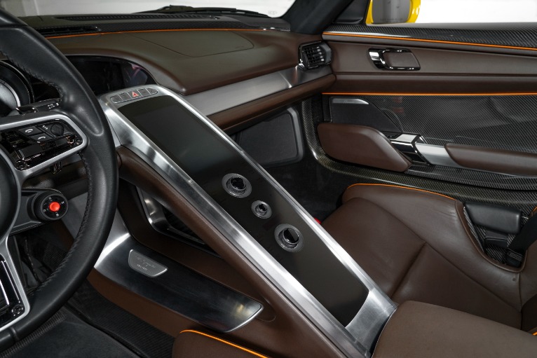 Used-2015-Porsche-918-Spyder