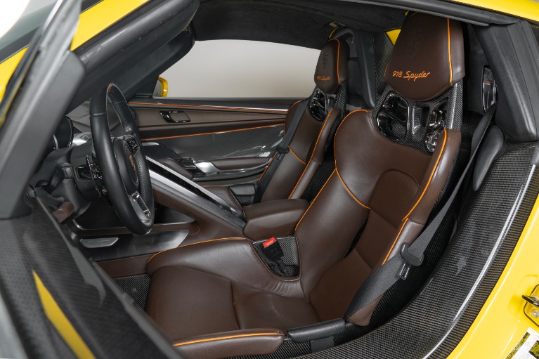 Used-2015-Porsche-918-Spyder
