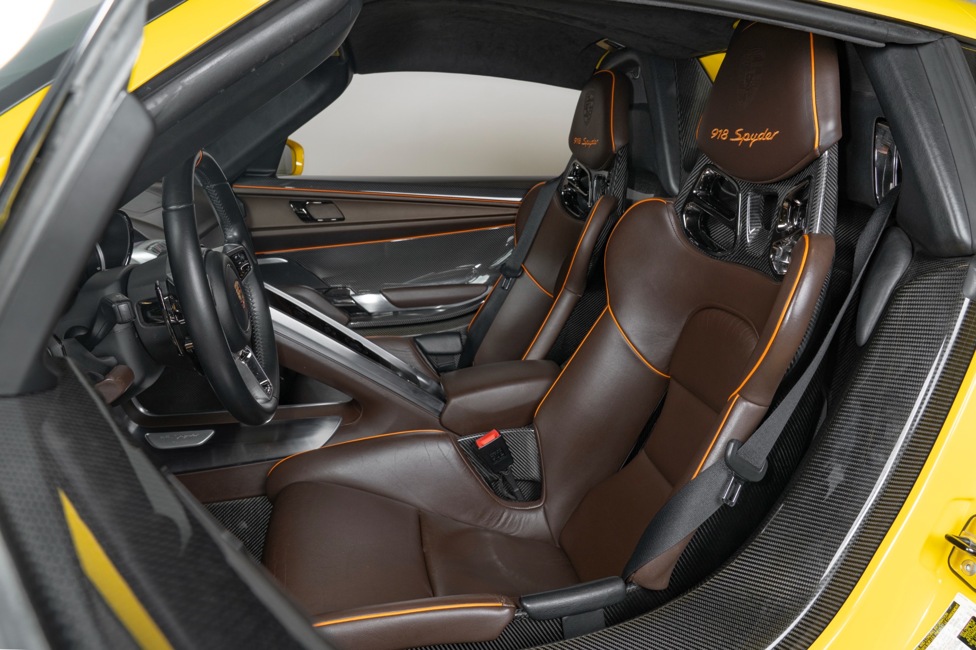 Used-2015-Porsche-918-Spyder