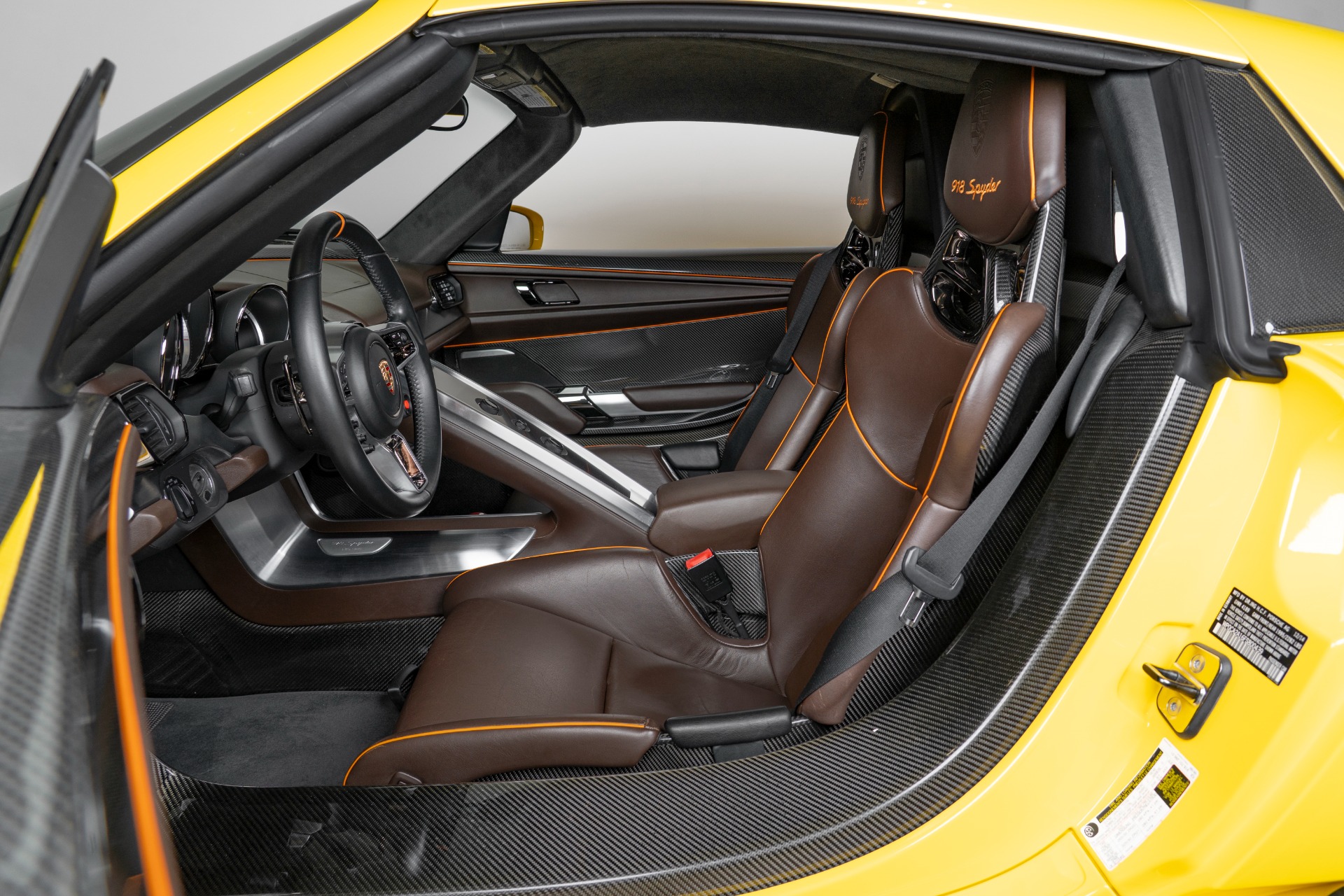 Used-2015-Porsche-918-Spyder