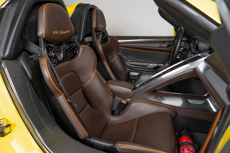Used-2015-Porsche-918-Spyder