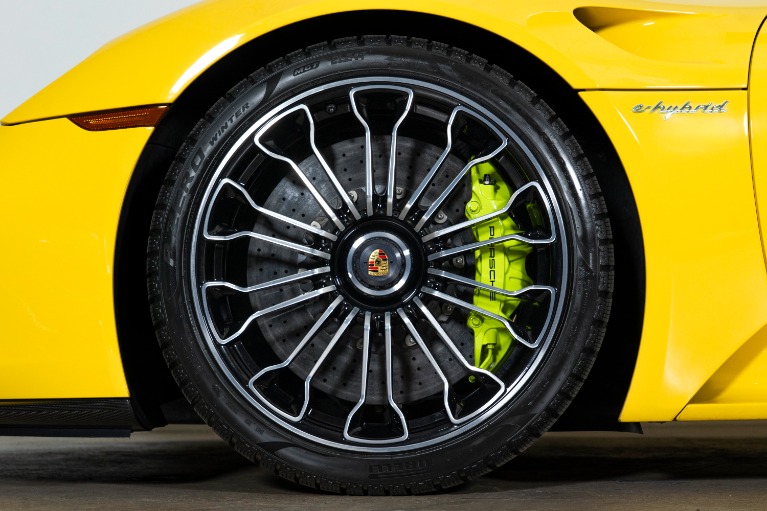 Used-2015-Porsche-918-Spyder