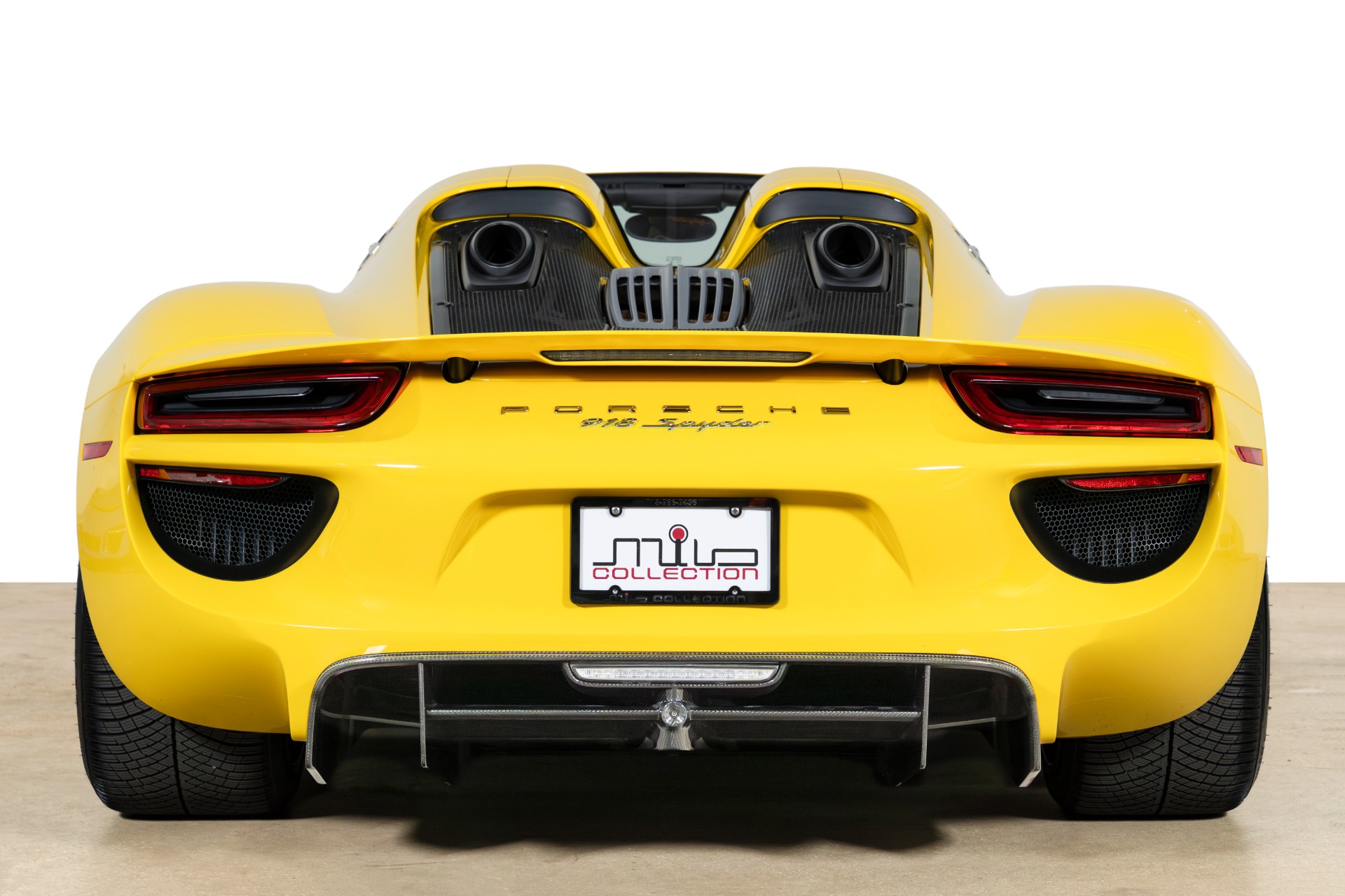 Used-2015-Porsche-918-Spyder