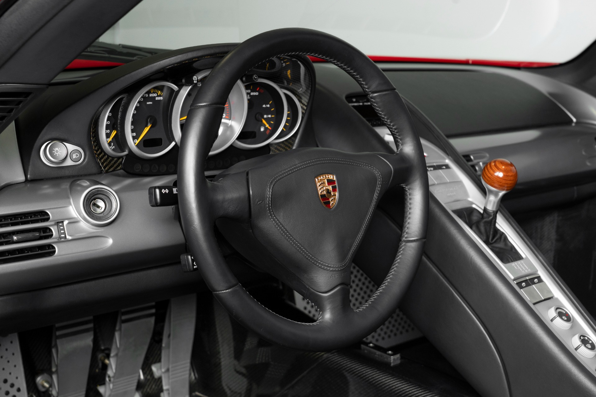 Used-2004-Porsche-Carrera-GT