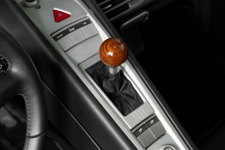 Used-2004-Porsche-Carrera-GT