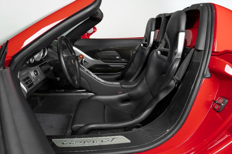 Used-2004-Porsche-Carrera-GT