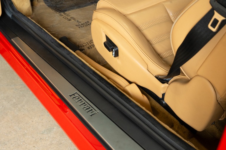 Used-1999-Ferrari-550-Maranello
