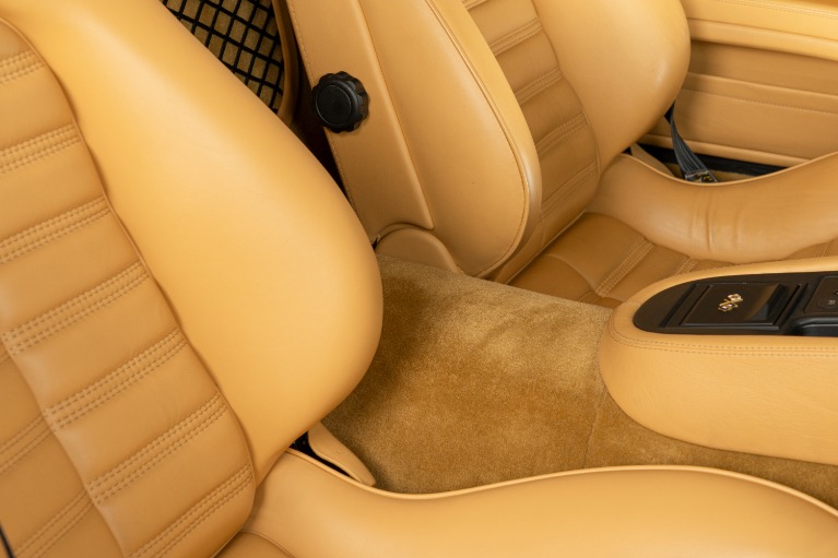 Used-1999-Ferrari-550-Maranello