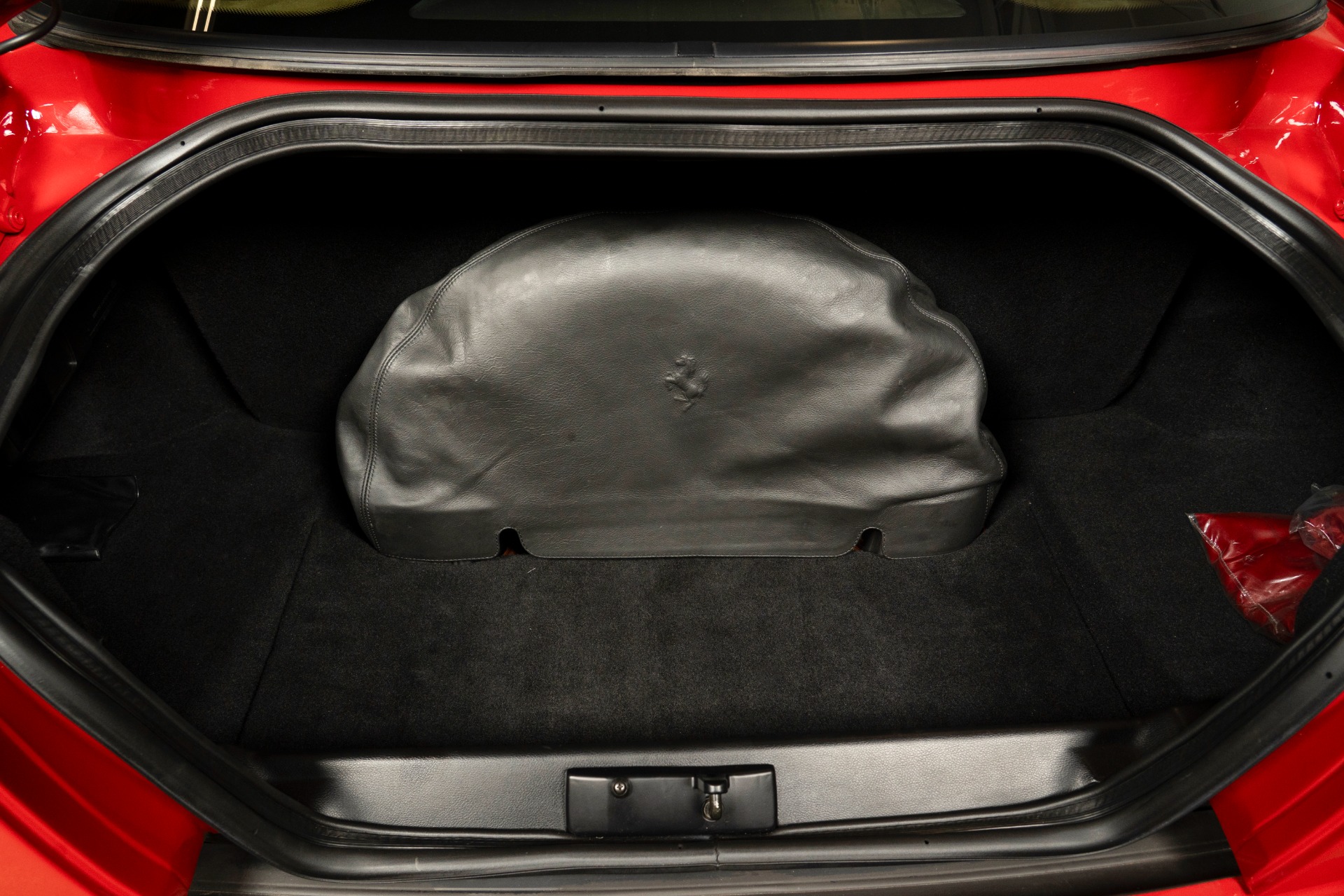 Used-1999-Ferrari-550-Maranello