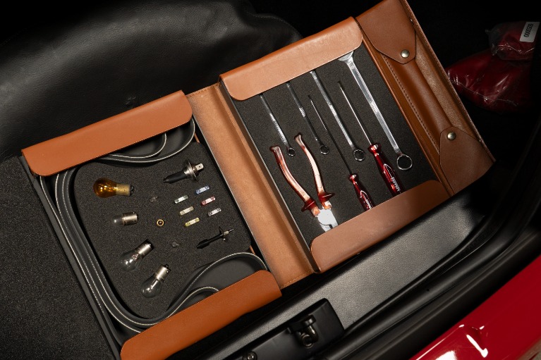 Used-1999-Ferrari-550-Maranello