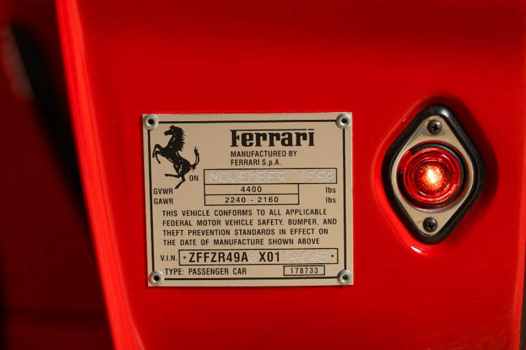 Used-1999-Ferrari-550-Maranello