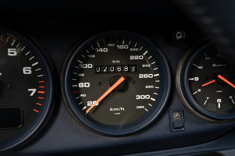 Used-1998-Porsche-Turbo-WLS2