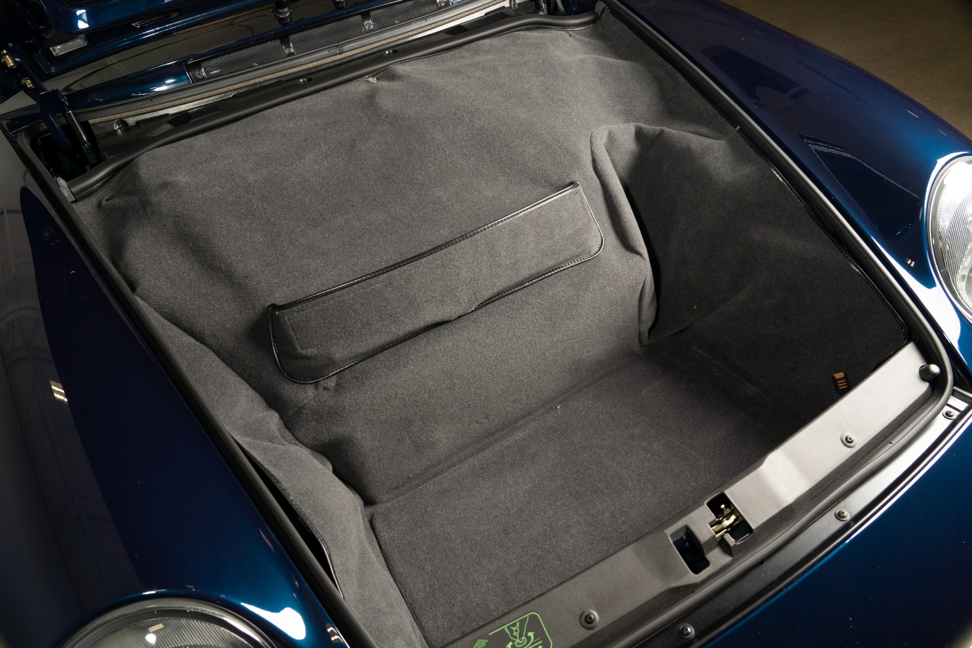 Used-1998-Porsche-Turbo-WLS2
