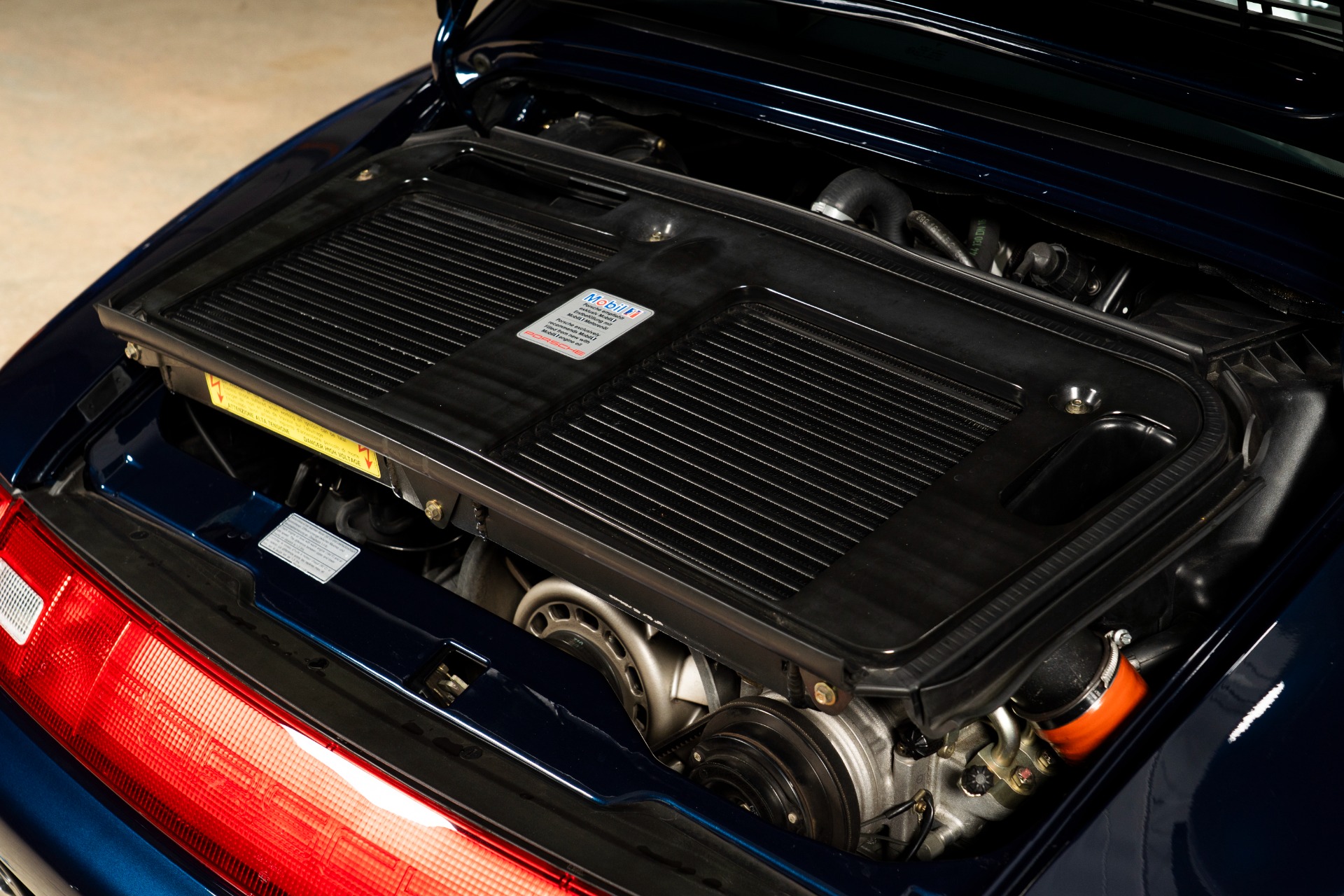 Used-1998-Porsche-Turbo-WLS2
