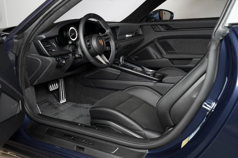 Used-2024-Porsche-911-Dakar