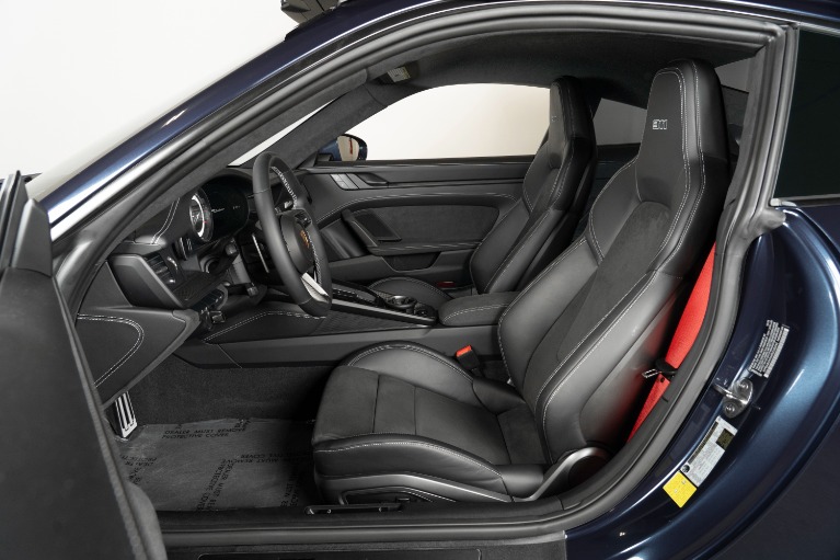 Used-2024-Porsche-911-Dakar