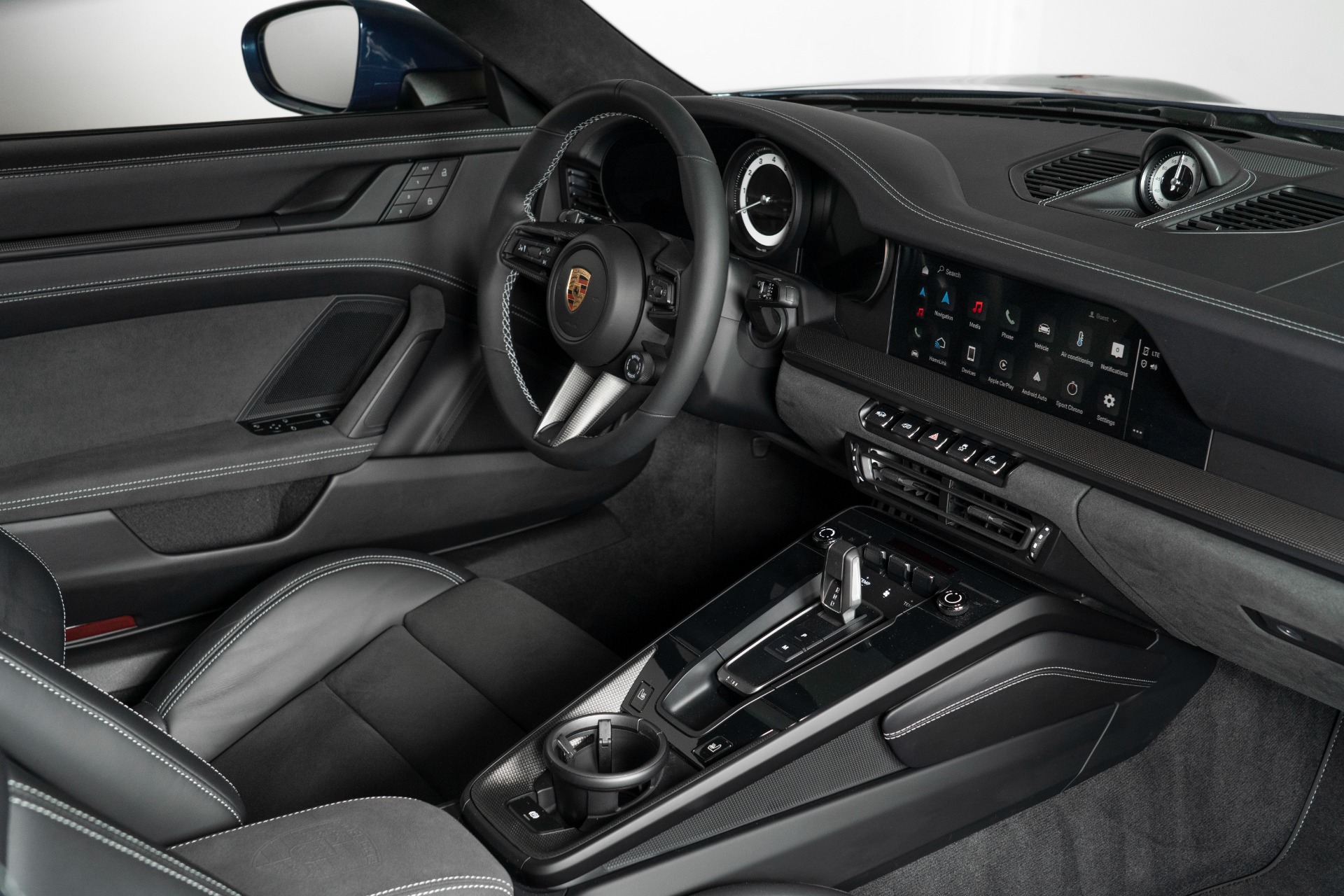 Used-2024-Porsche-911-Dakar