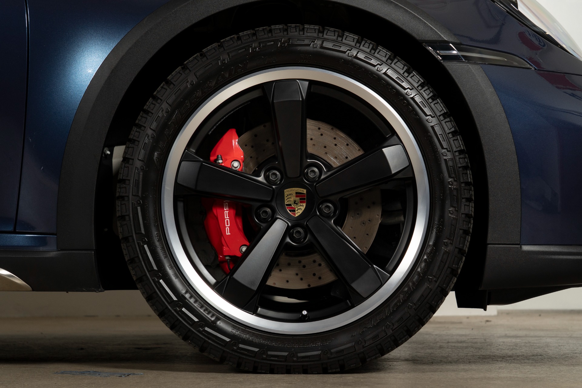 Used-2024-Porsche-911-Dakar