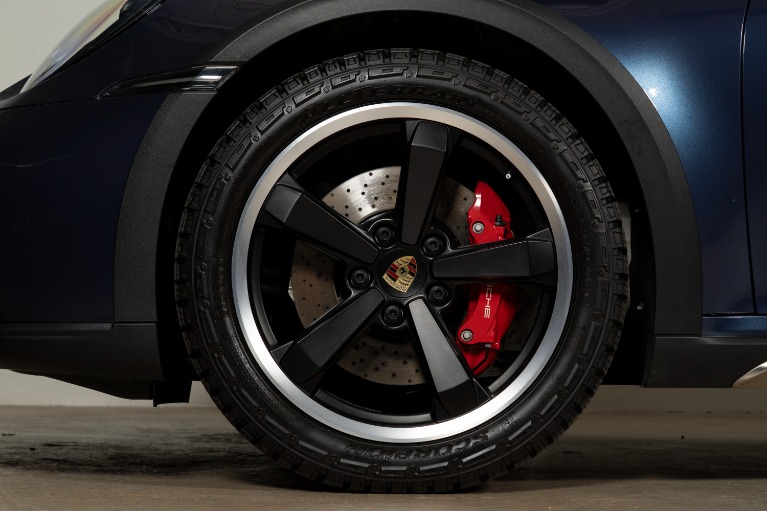 Used-2024-Porsche-911-Dakar