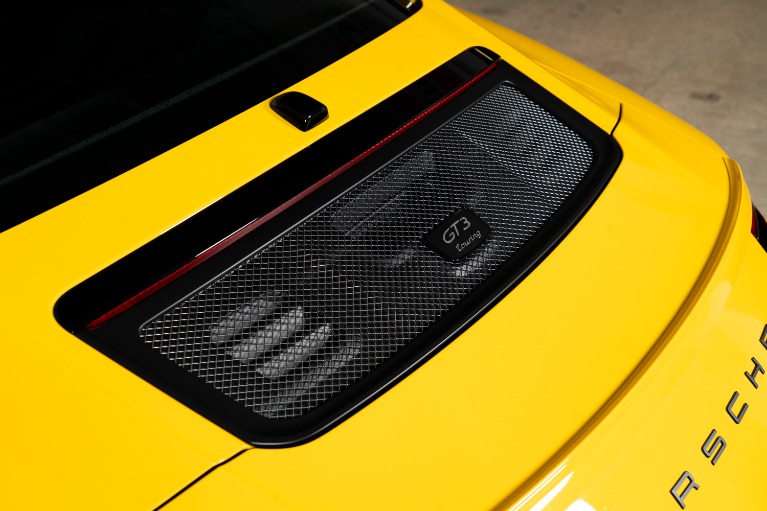 Used-2019-Porsche-911-GT3-Touring