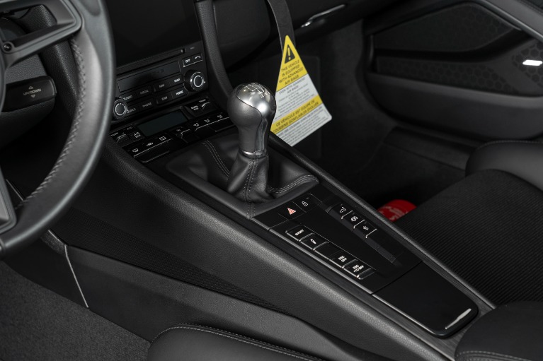 Used-2019-Porsche-911-GT3-Touring