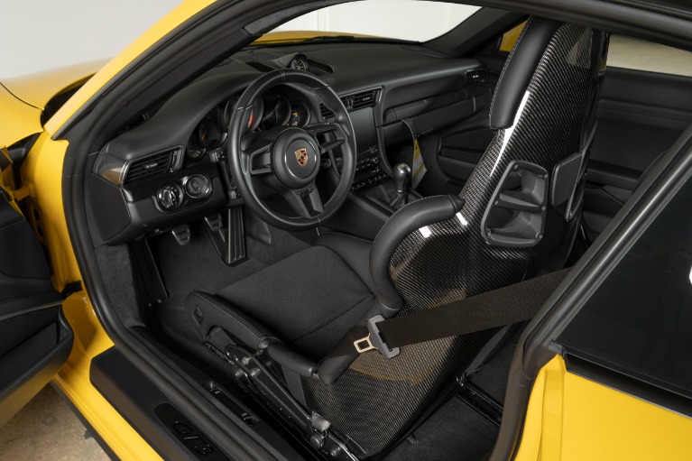 Used-2019-Porsche-911-GT3-Touring