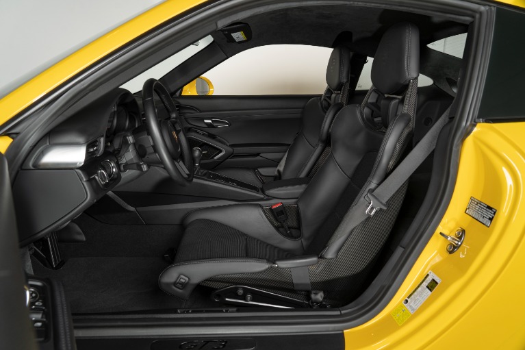 Used-2019-Porsche-911-GT3-Touring