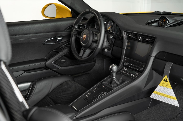 Used-2019-Porsche-911-GT3-Touring