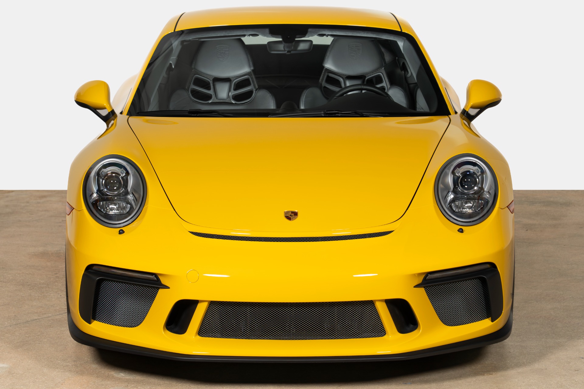 Used-2019-Porsche-911-GT3-Touring