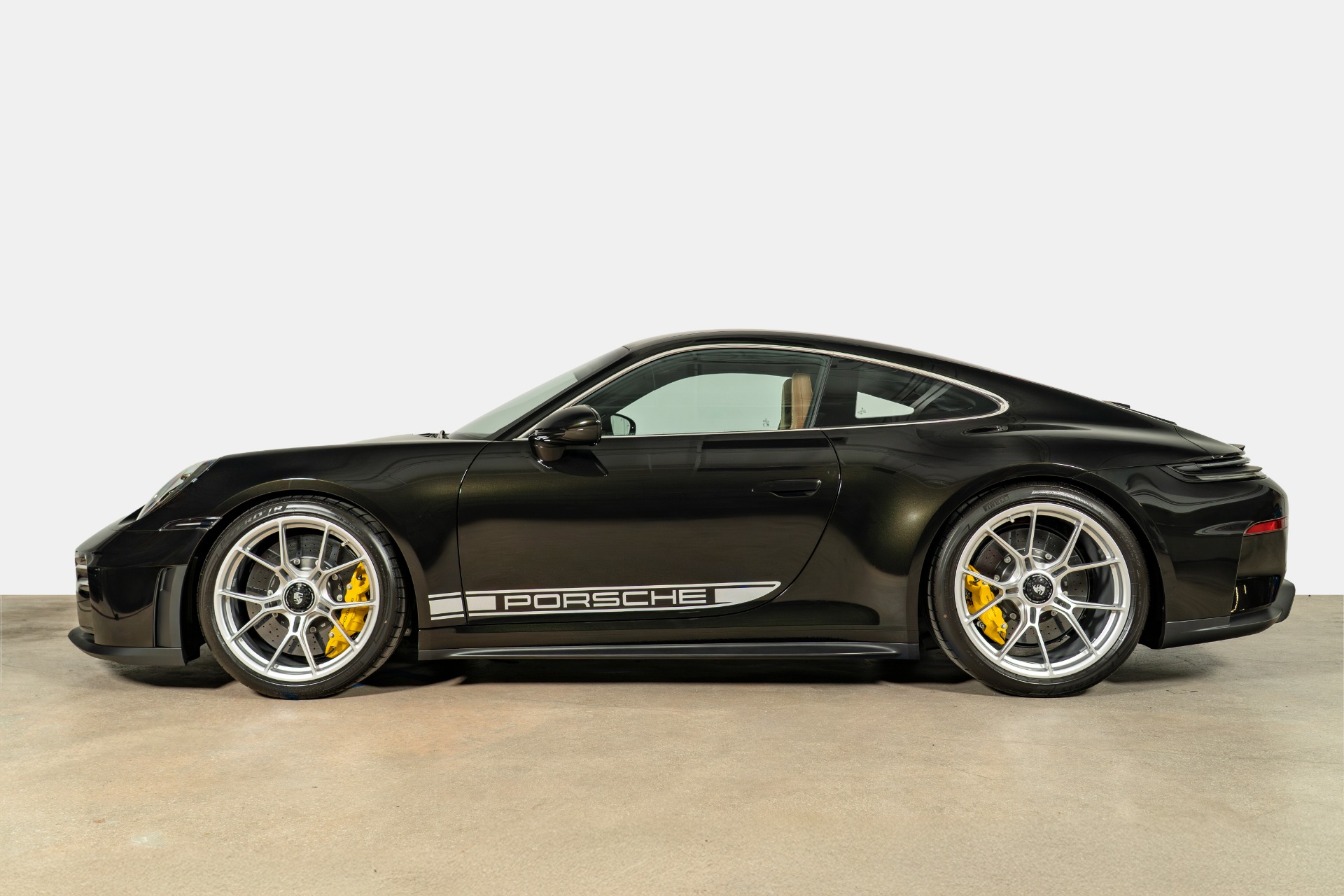 Used-2026-Porsche-911-GT3-Touring