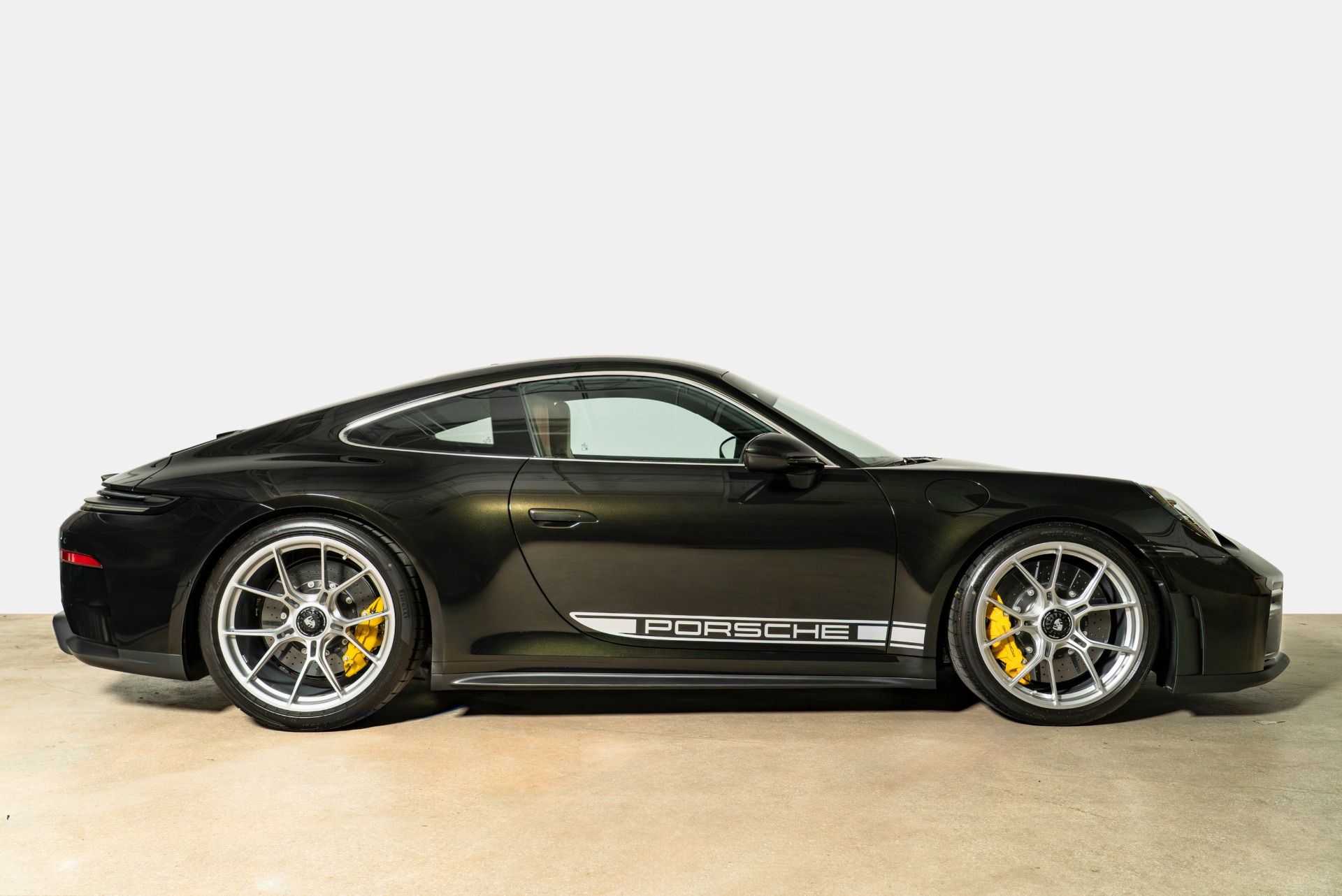 Used-2026-Porsche-911-GT3-Touring